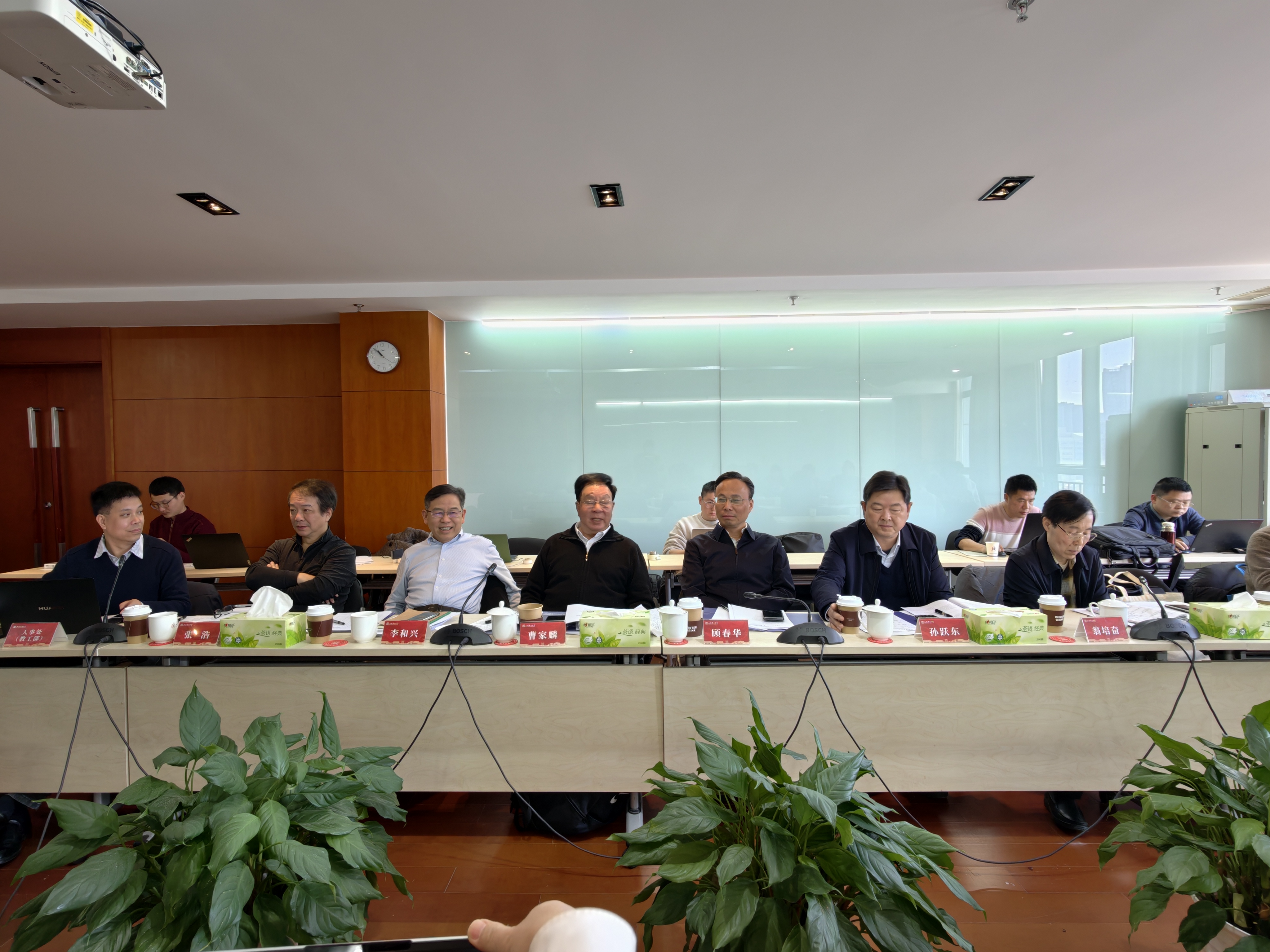 我校举行产教研协同育人团队专家评审会