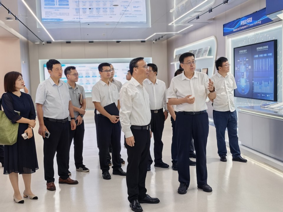 顾春华带队赴南方电网有限责任公司走访交流 顾春华带队赴南方电网有限责任公司走访交流