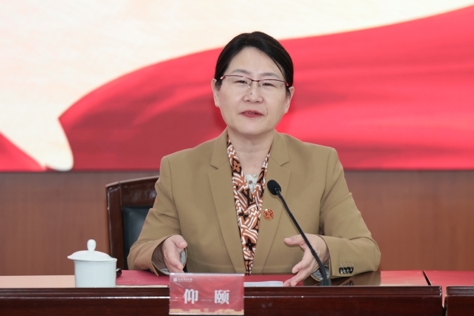 我校召开2025—2026学年新进教职工“教师发展赋能+”岗前培训 我校召开2025—2026学年新进教职工“教师发展赋能+”岗前培训