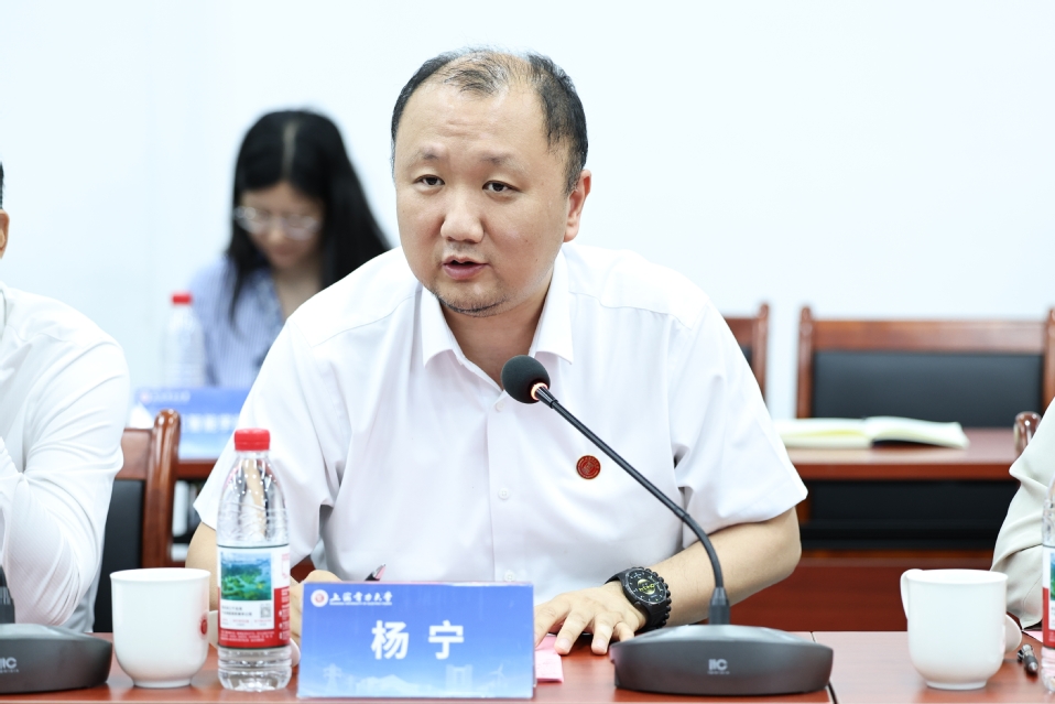 我校通信工程、电子信息工程、计算机科学与技术专业接受工程教育认证专家组现场考查 我校通信工程、电子信息工程、计算机科学与技术专业接受工程教育认证专家组现场考查