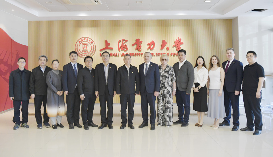 俄罗斯喀山国立动力大学代表团来访我校